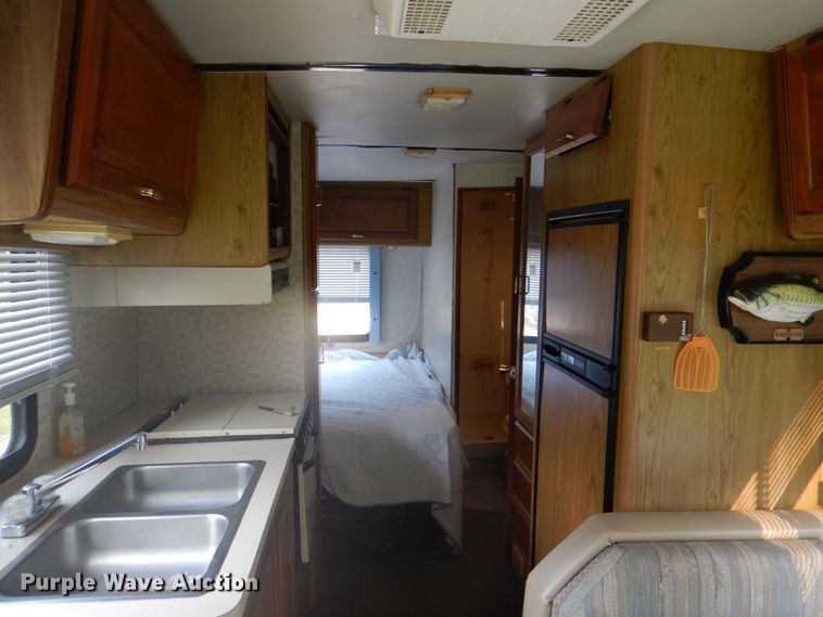 image for item DL0085 1988 Winnebago Chiefton  RV
