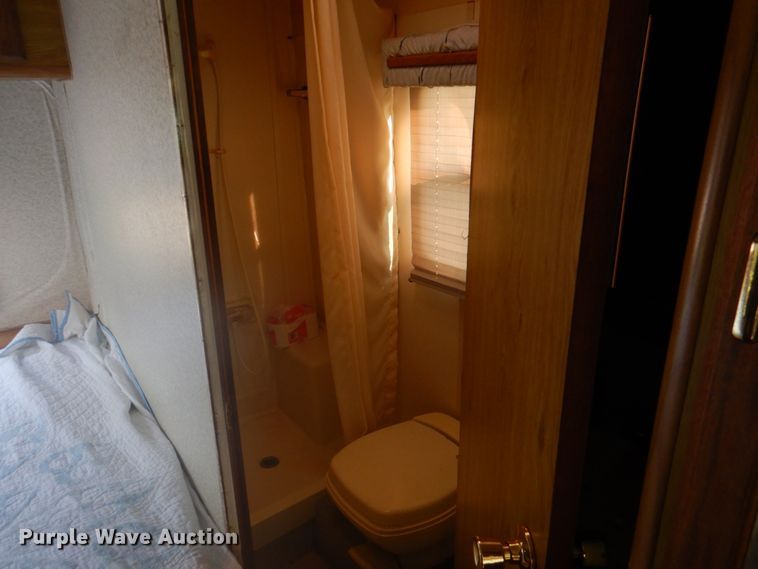 image for item DL0085 1988 Winnebago Chiefton  RV