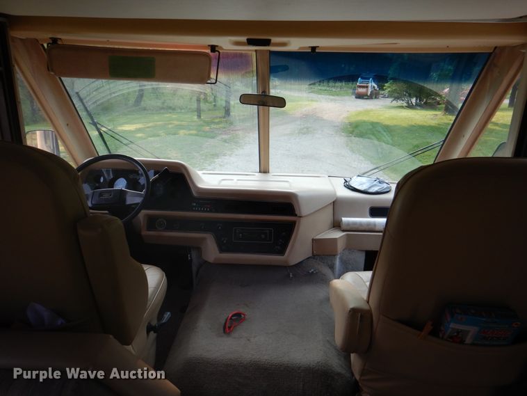 image for item DL0085 1988 Winnebago Chiefton  RV