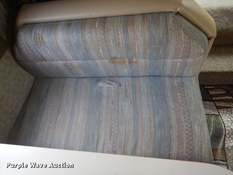 image for item DL0085 1988 Winnebago Chiefton  RV