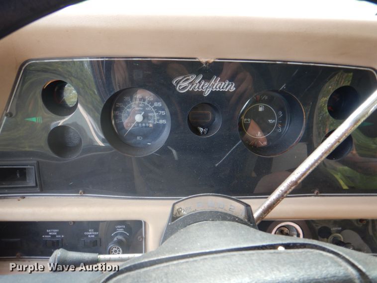 image for item DL0085 1988 Winnebago Chiefton  RV