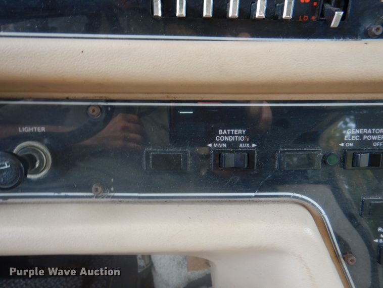 image for item DL0085 1988 Winnebago Chiefton  RV