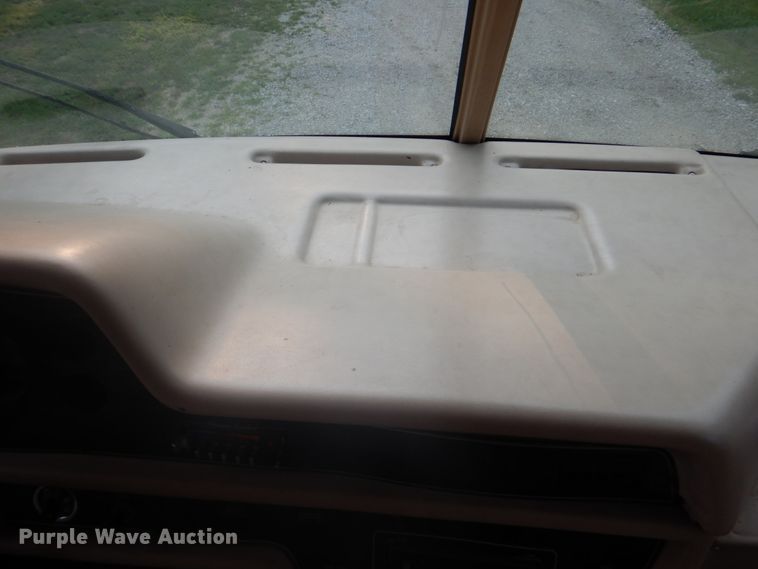 image for item DL0085 1988 Winnebago Chiefton  RV