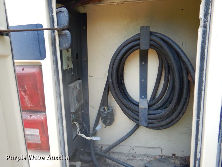 image for item DL0085 1988 Winnebago Chiefton  RV