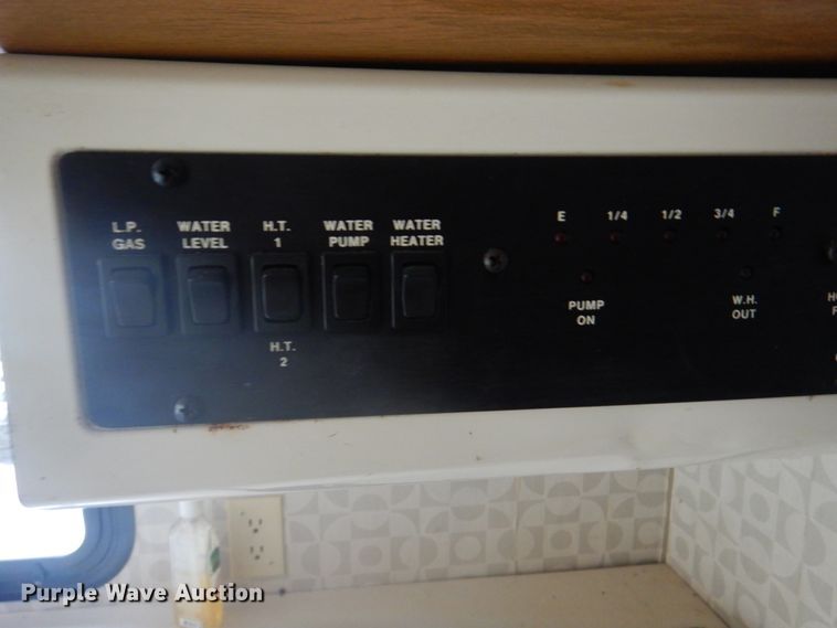 image for item DL0085 1988 Winnebago Chiefton  RV