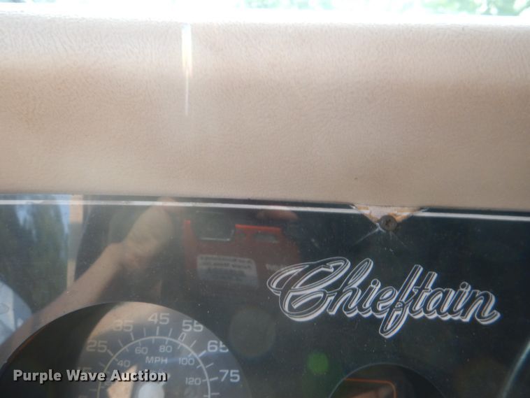 image for item DL0085 1988 Winnebago Chiefton  RV