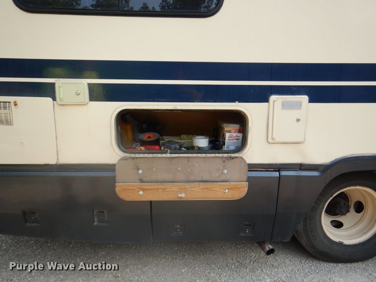 image for item DL0085 1988 Winnebago Chiefton  RV