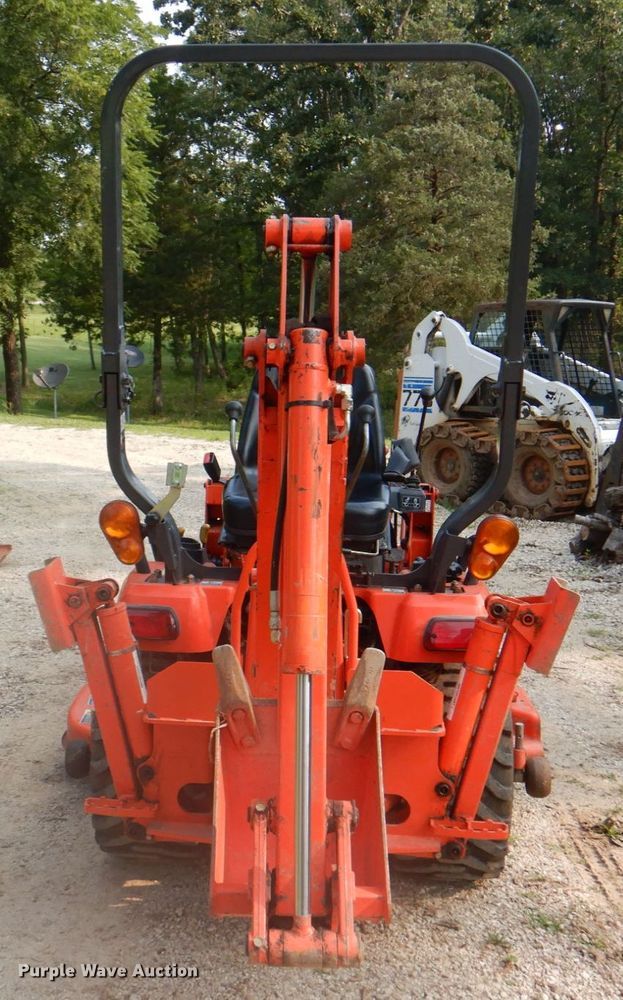 image for item DL0086 Kubota BX24D  tractor