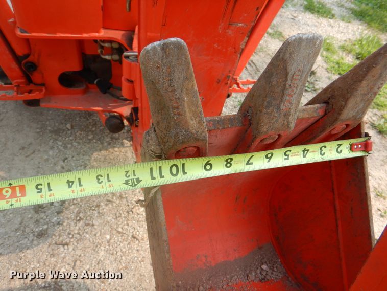 image for item DL0086 Kubota BX24D  tractor