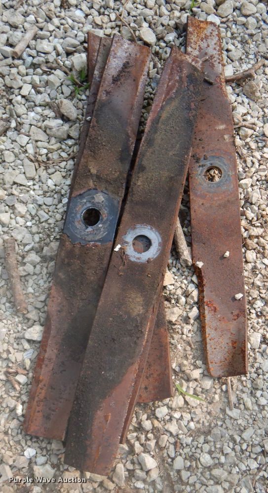 image for item DL0086 Kubota BX24D  tractor