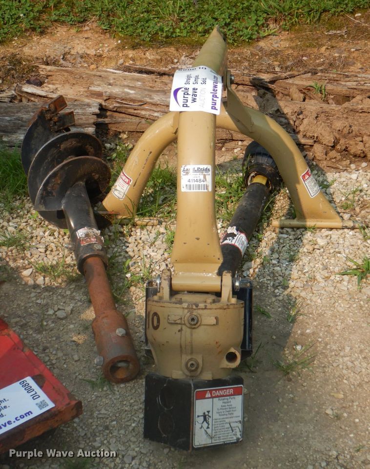 image for item DL0088 Land Pride PD10  post hole auger