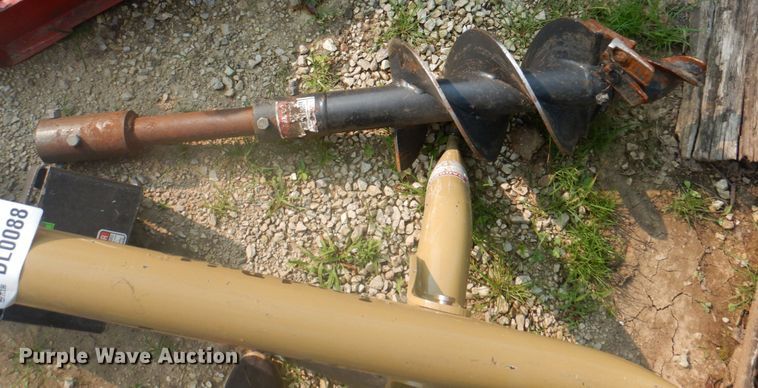 image for item DL0088 Land Pride PD10  post hole auger