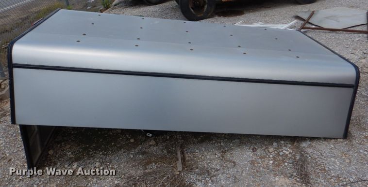 image for item DL0507 Pickup truck topper