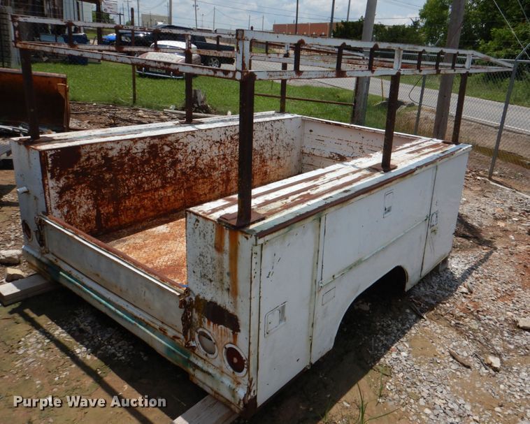 image for item DL0510 Pickup utility bed