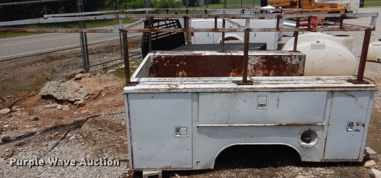 image for item DL0510 Pickup utility bed