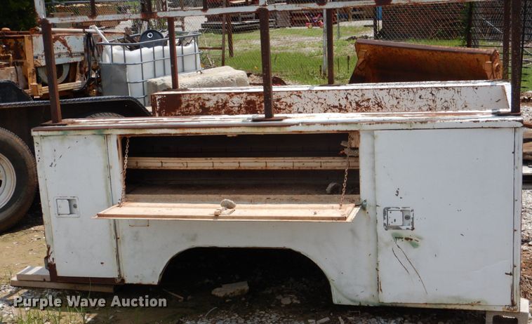 image for item DL0510 Pickup utility bed