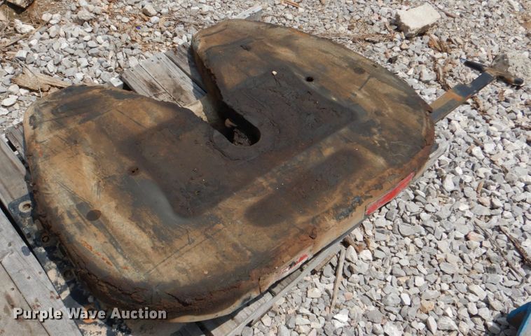 image for item DL0512 (2) fifth wheel plates