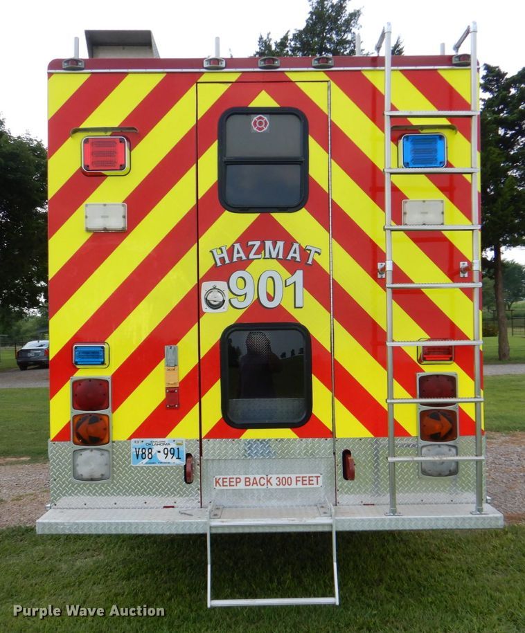 image for item DL0516 1994 Freightliner FL80  hazmat support truck