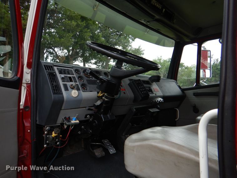 image for item DL0516 1994 Freightliner FL80  hazmat support truck