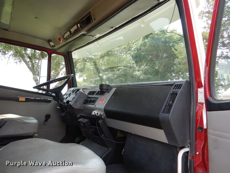 image for item DL0516 1994 Freightliner FL80  hazmat support truck