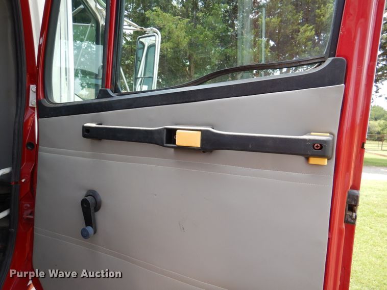 image for item DL0516 1994 Freightliner FL80  hazmat support truck