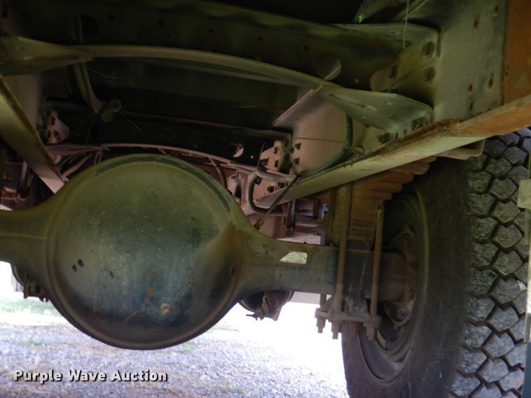 image for item DL0516 1994 Freightliner FL80  hazmat support truck