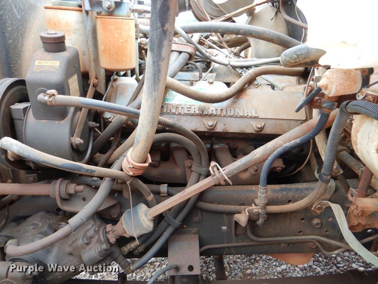 image for item DL0519 1981 International 1754  dump flatbed truck