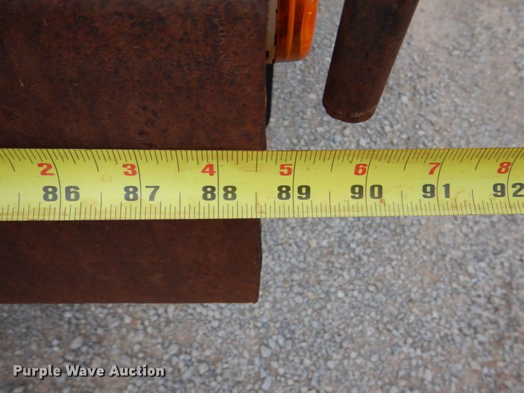 image for item DL0519 1981 International 1754  dump flatbed truck