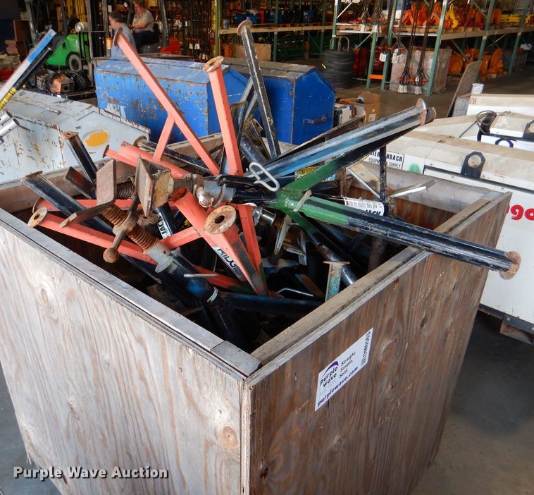 (30) pipe stands in Kansas City, MO Item DM0563 sold Purple Wave