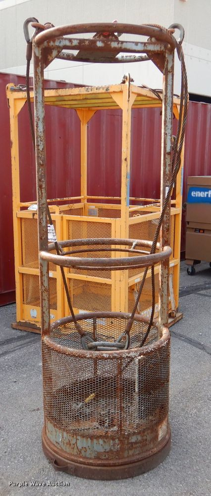 image for item DM0584 Man basket