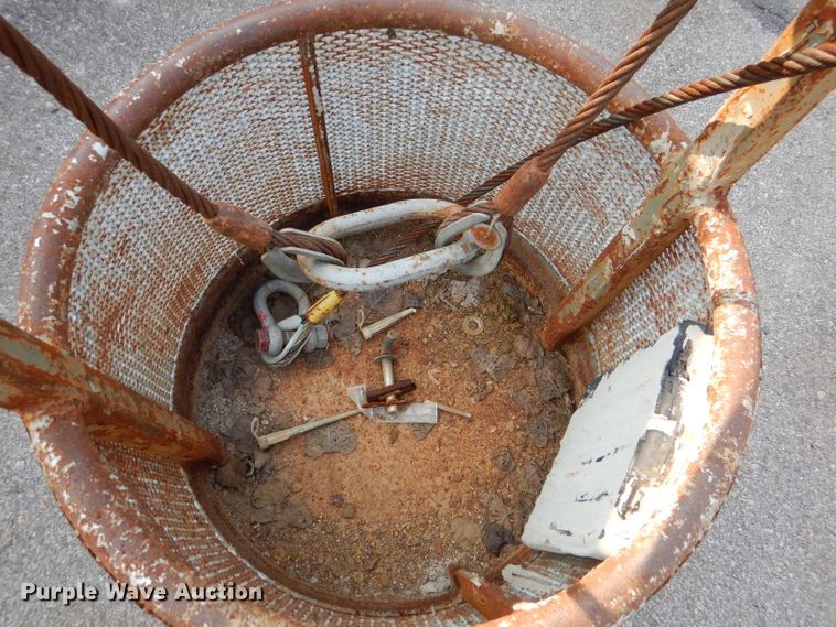 image for item DM0584 Man basket