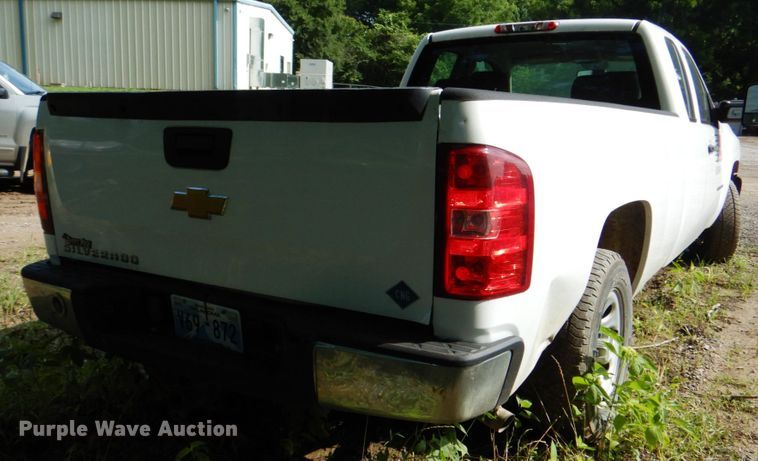 image for item DM3835 2013 Chevrolet Silverado 1500  Ext. Cab pickup truck