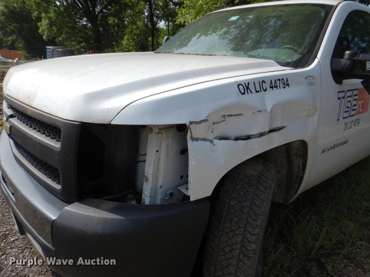 image for item DM3835 2013 Chevrolet Silverado 1500  Ext. Cab pickup truck