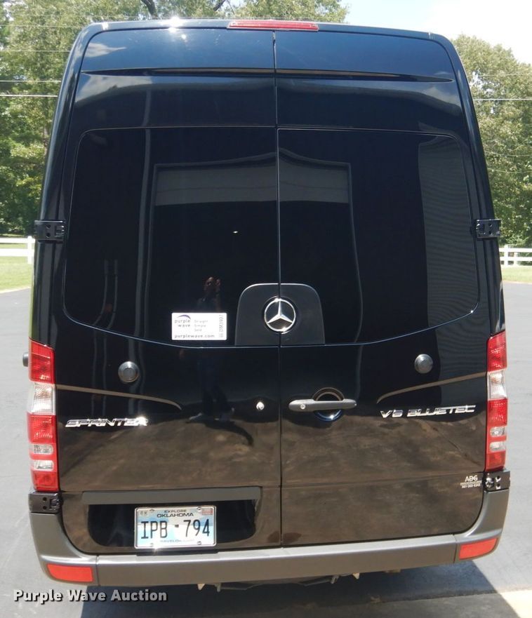 image for item DM3907 2015 Mercedes Benz Sprinter 3500  party bus