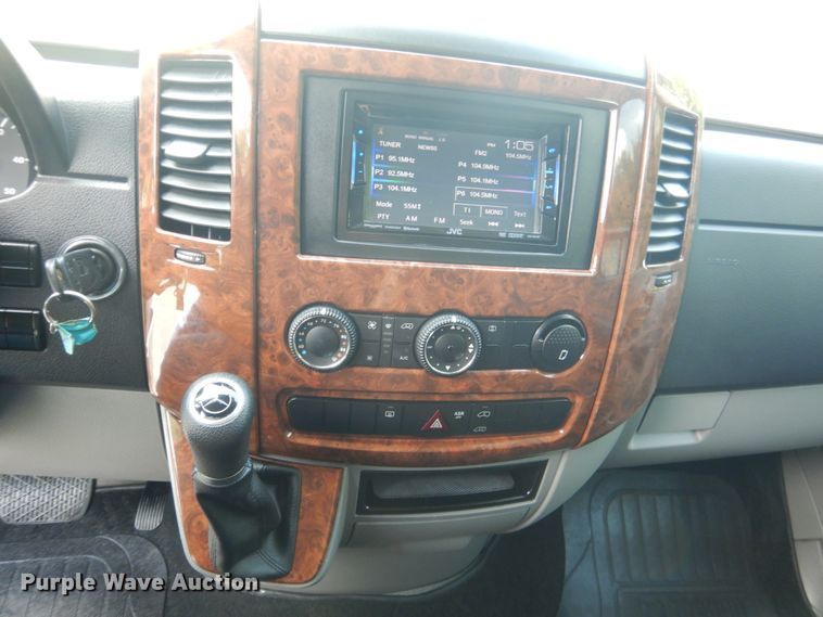 image for item DM3907 2015 Mercedes Benz Sprinter 3500  party bus