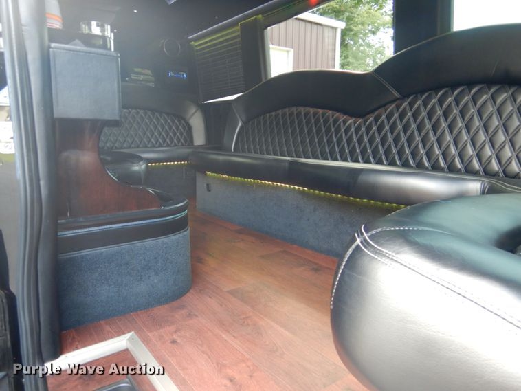 image for item DM3907 2015 Mercedes Benz Sprinter 3500  party bus