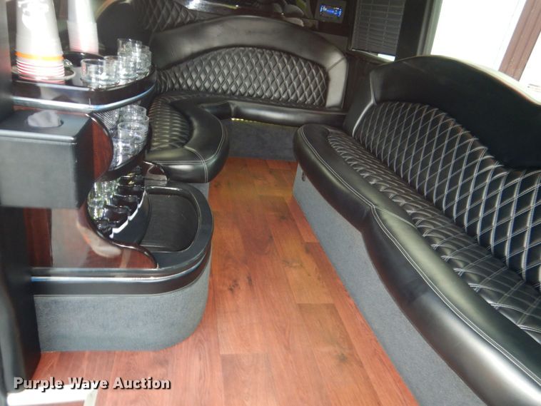 image for item DM3907 2015 Mercedes Benz Sprinter 3500  party bus