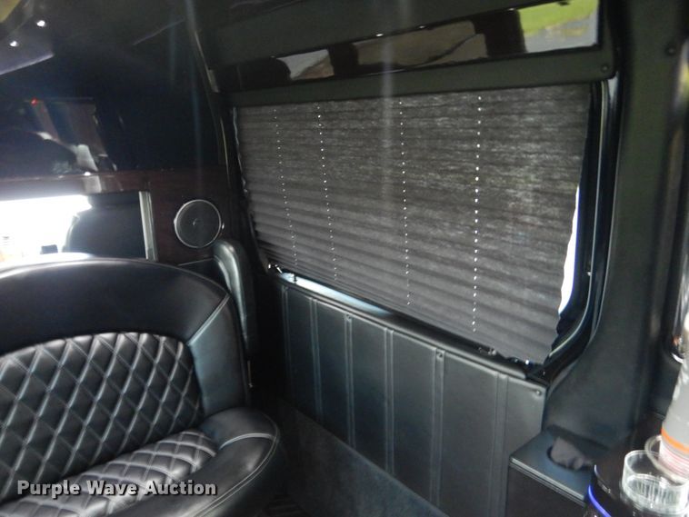 image for item DM3907 2015 Mercedes Benz Sprinter 3500  party bus