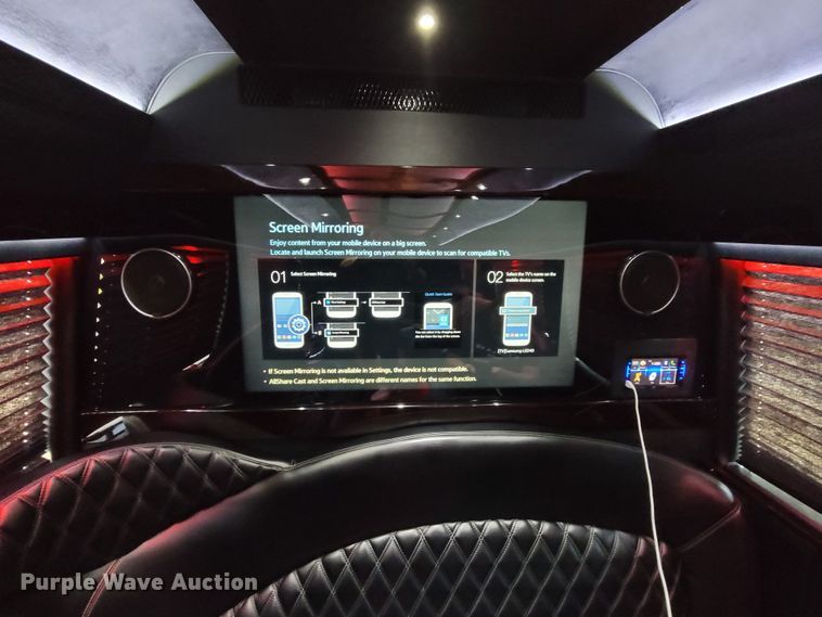 image for item DM3907 2015 Mercedes Benz Sprinter 3500  party bus