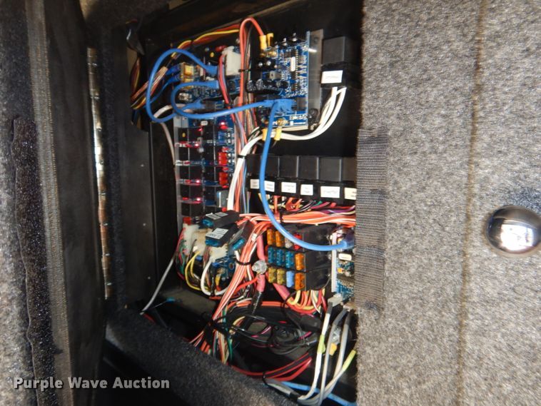 image for item DM3907 2015 Mercedes Benz Sprinter 3500  party bus