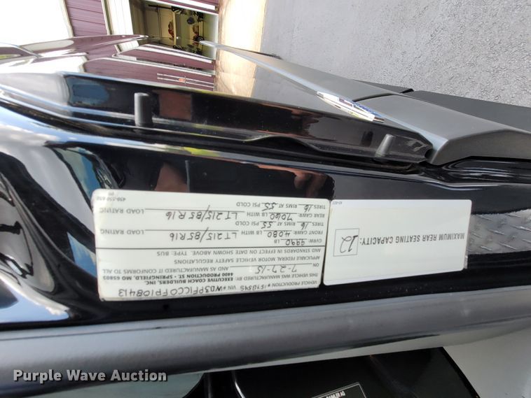 image for item DM3907 2015 Mercedes Benz Sprinter 3500  party bus