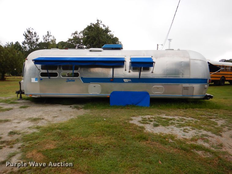 image for item DM3911 1976 Airstream  camper