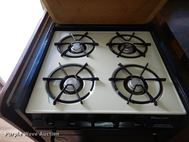 image for item DM3911 1976 Airstream  camper