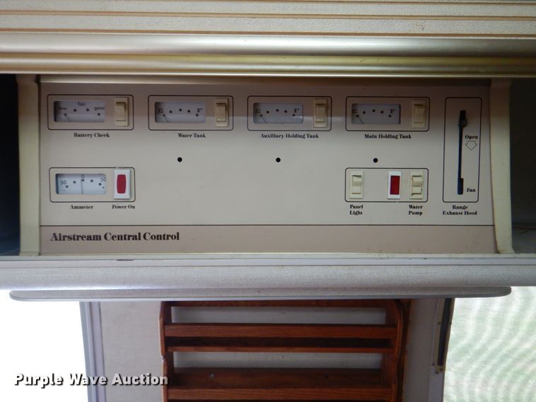 image for item DM3911 1976 Airstream  camper