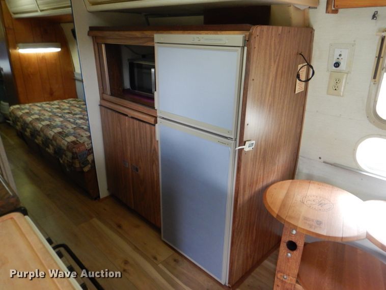 image for item DM3911 1976 Airstream  camper