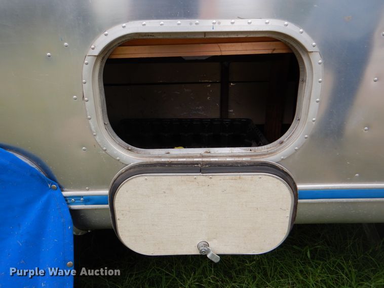 image for item DM3911 1976 Airstream  camper