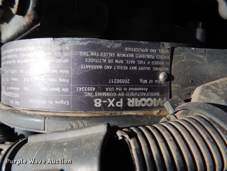 image for item DM3926 2010 Kenworth T300  flatbed truck