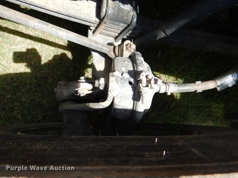 image for item DM3926 2010 Kenworth T300  flatbed truck