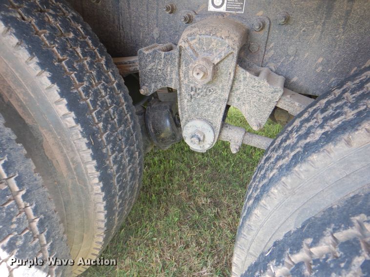 image for item DM3926 2010 Kenworth T300  flatbed truck