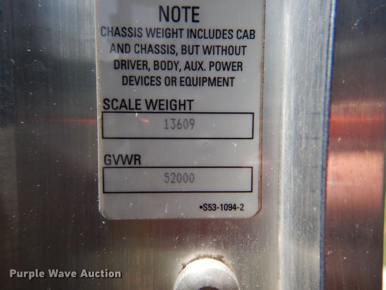 image for item DM3926 2010 Kenworth T300  flatbed truck